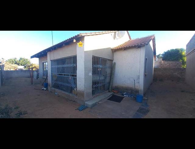 4 BEDROOM HOUSE FOR SALE IN SOSHANGUVE PP